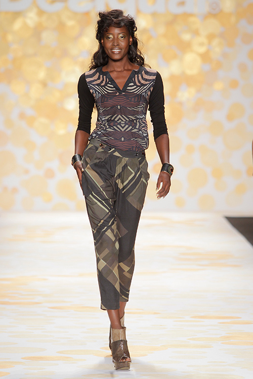 デシグアル 2014-15年秋冬<span>コレクション</span> - 写真40