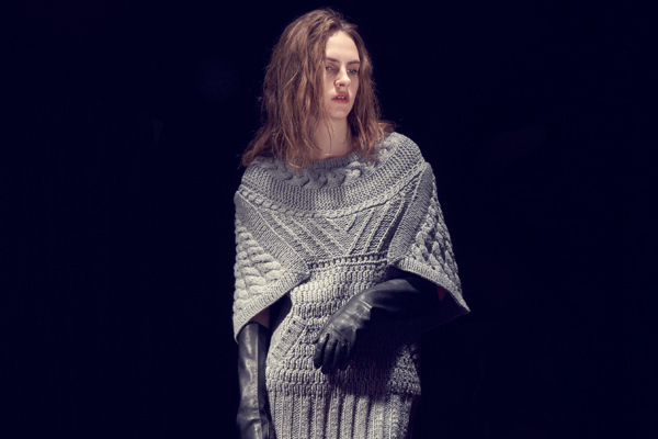 アキラナカ 2010-11年秋冬 ウィメンズ コレクション