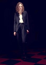 アキラナカ(AKIRA NAKA)、2010-2011年秋冬コレクション｜写真3