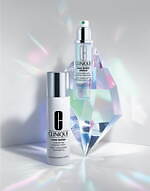 クリニーク(CLINIQUE) イーブン ベター｜写真1