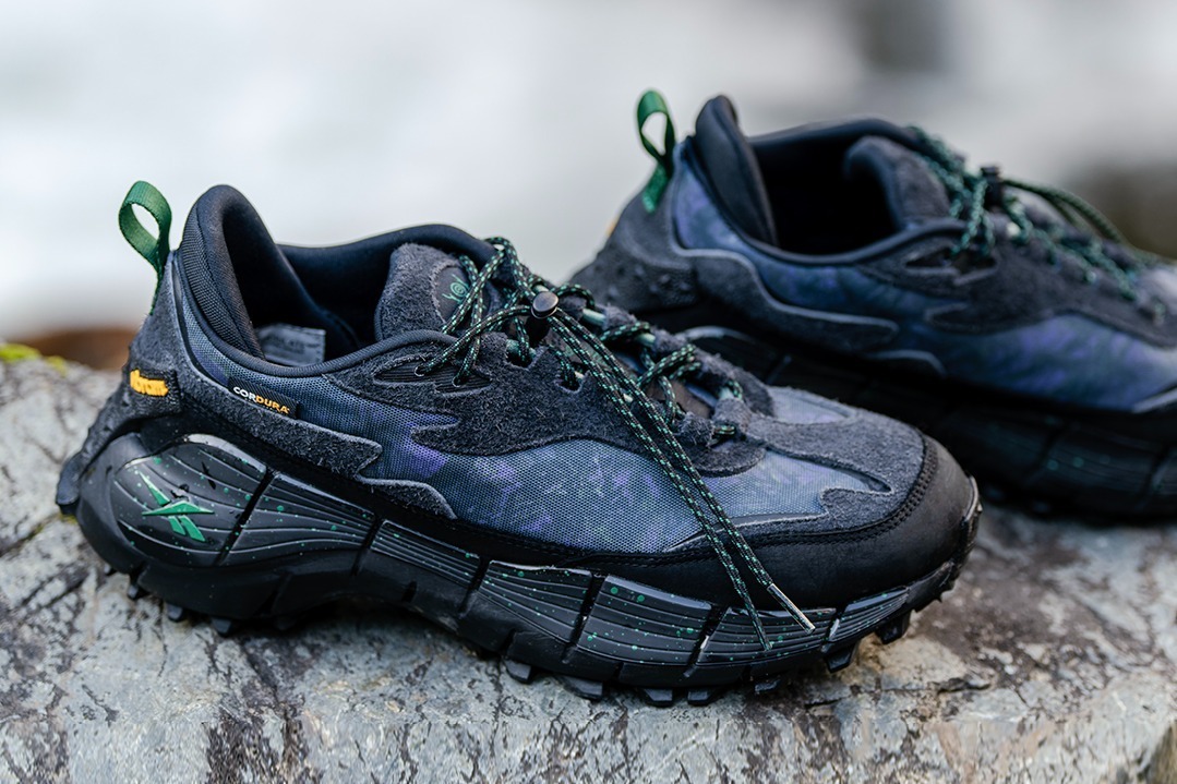 サウス2 ウエスト8×リーボックのコラボスニーカー、オリジナルのカモ柄コーデュラナイロンアッパー