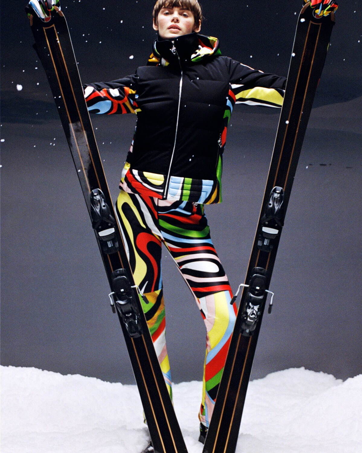Pucci × Fusalp Marmoプリント スキージャケット 262,900円
Pucci × Fusalp Marmo＆ Irideプリント スキーパンツ 150,700円