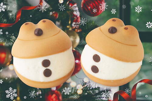 名古屋銘菓・カエルまんじゅうの進化系マリトッツォ「ケロトッツォ」クリスマス限定で“雪だるま風”に