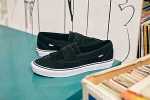 VANS新作“ローファー型”スニーカー、スエード素材&取り外し可能な VANS新作“ローファー型”スニーカー、スエード素材&取り外し可能な