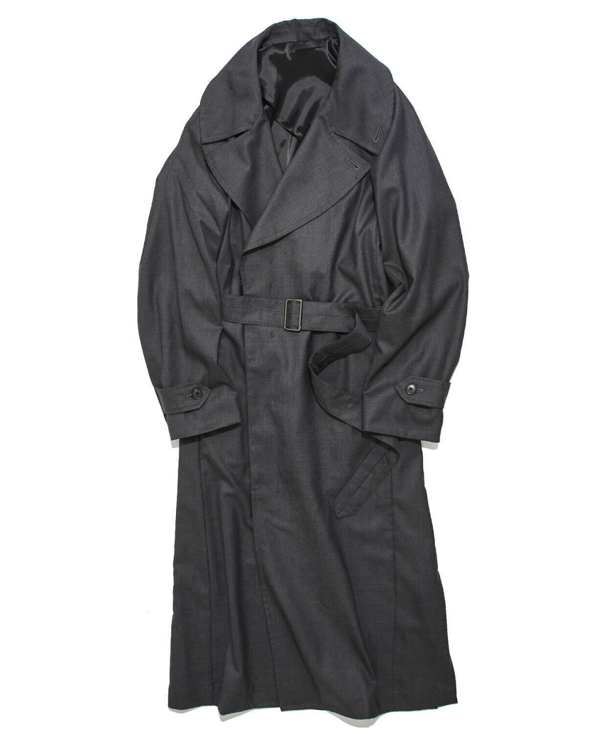 メンズのスプリングコート2023年、人気ブランドの“薄く軽やか”春コーデで活躍するトレントコートなど｜写真2