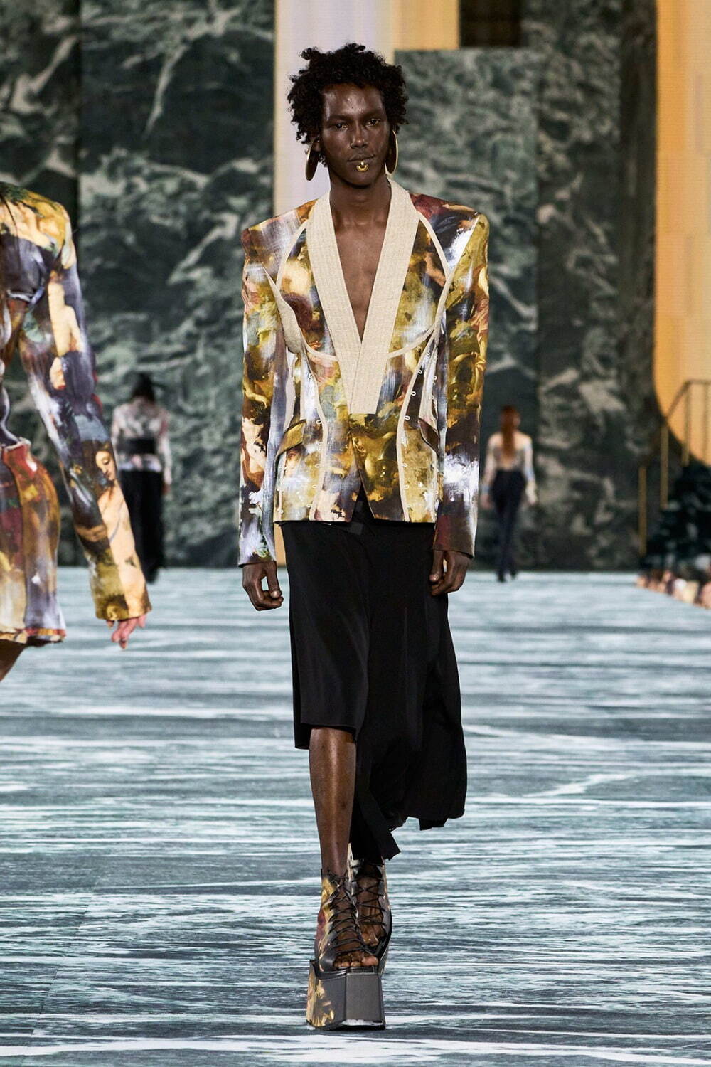 バルマン(BALMAIN) 2023年春夏メンズコレクション - ファッションプレス