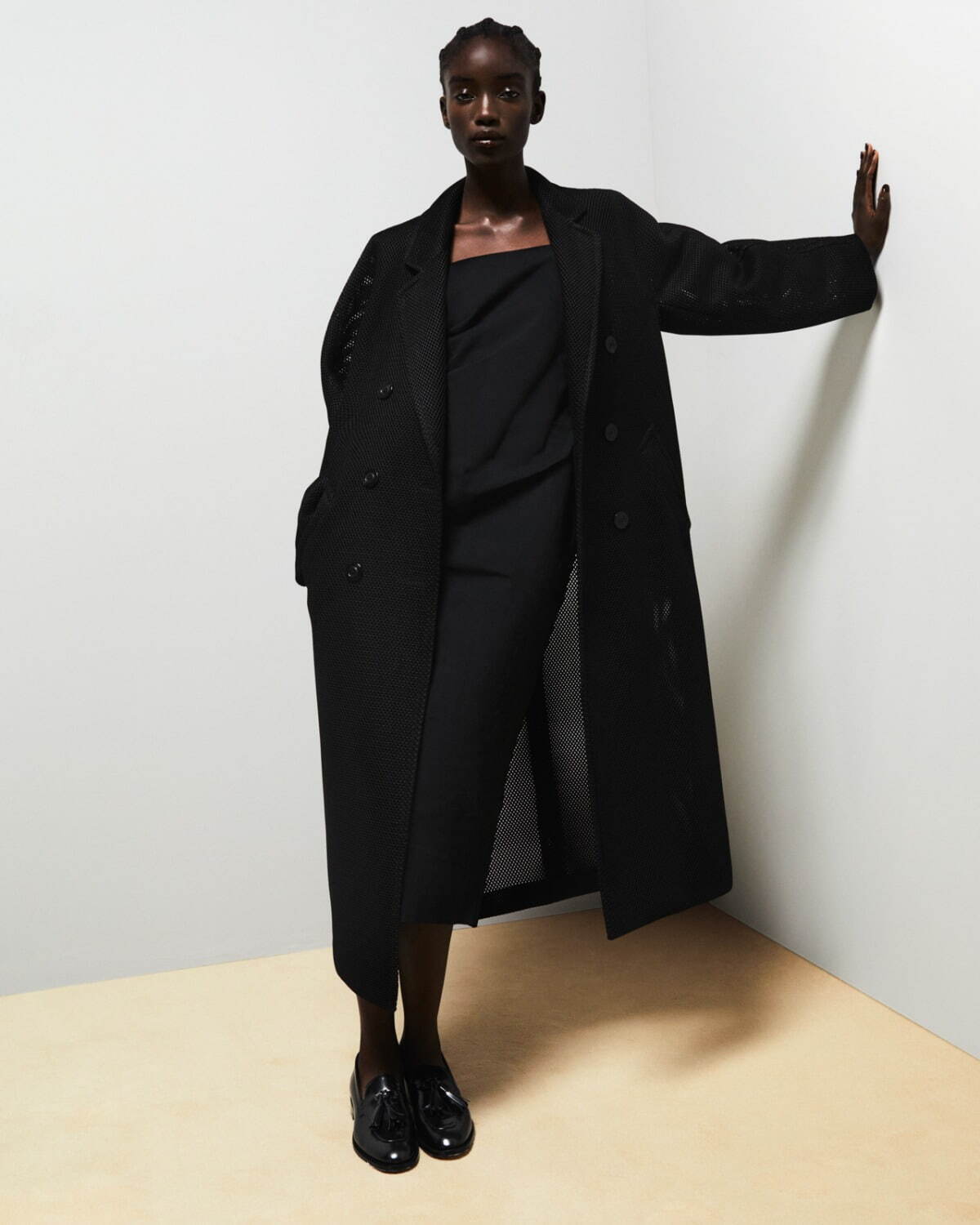 マックスマーラ 2023年プレフォール｜ ミリタリーコート