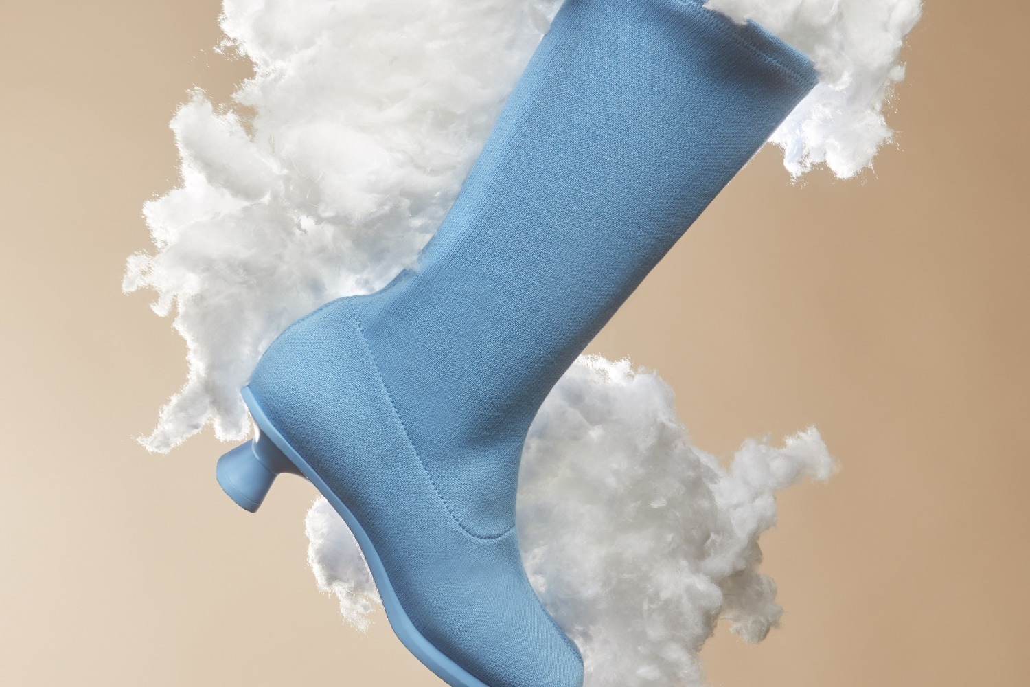 カウボーイブーツ｜カンペール新作ウィメンズシューズ、丸いつま先のカウボーイブーツ＆厚底ニットブーツ