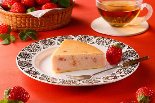 チーズガーデン冬季限定「御用邸ストロベリーチーズケーキ」“いちごミルク”風の甘く濃厚な味わい