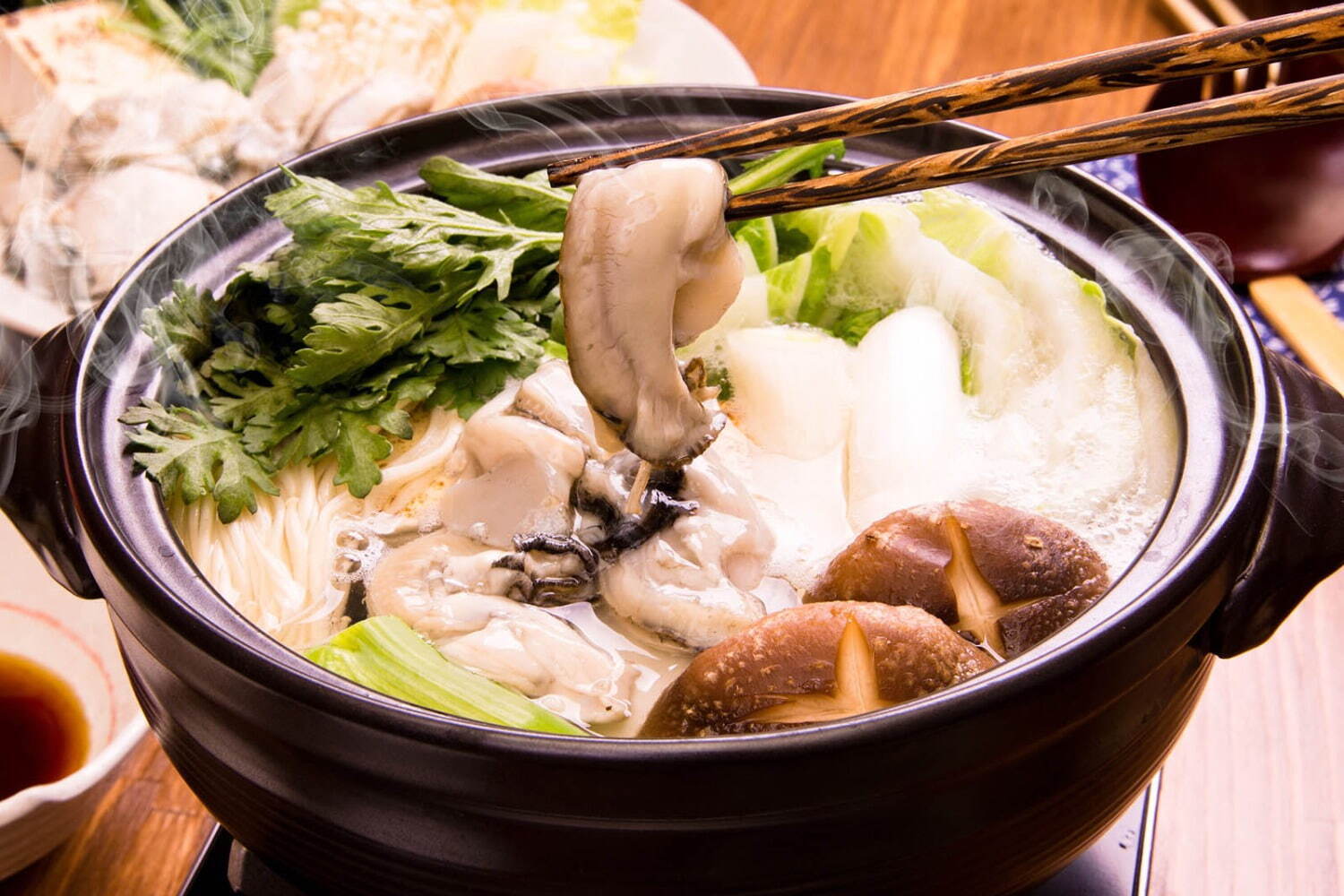 ご当地グルメ｜横浜赤レンガ倉庫の鍋料理フェス「酒処 鍋小屋 2023」全国各地のご当地鍋＆日本酒が集結