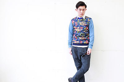 ミッドウエスト×ヨシオクボ・ミュラー オブ ヨシオクボ、別注企画アイテムは柄シャツとトレンチ