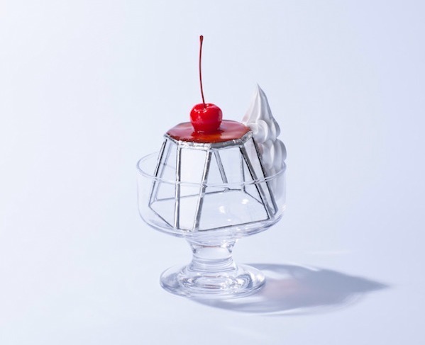 「Pudding」(ガラス、錫、樹脂／直径100×H160mm／2022年制作) 165,000円