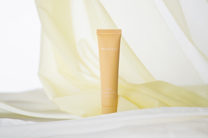 ワフィト“クリームタイプ”の新作デリケートゾンケア、植物エキス＆オイル配合で潤いをプラス