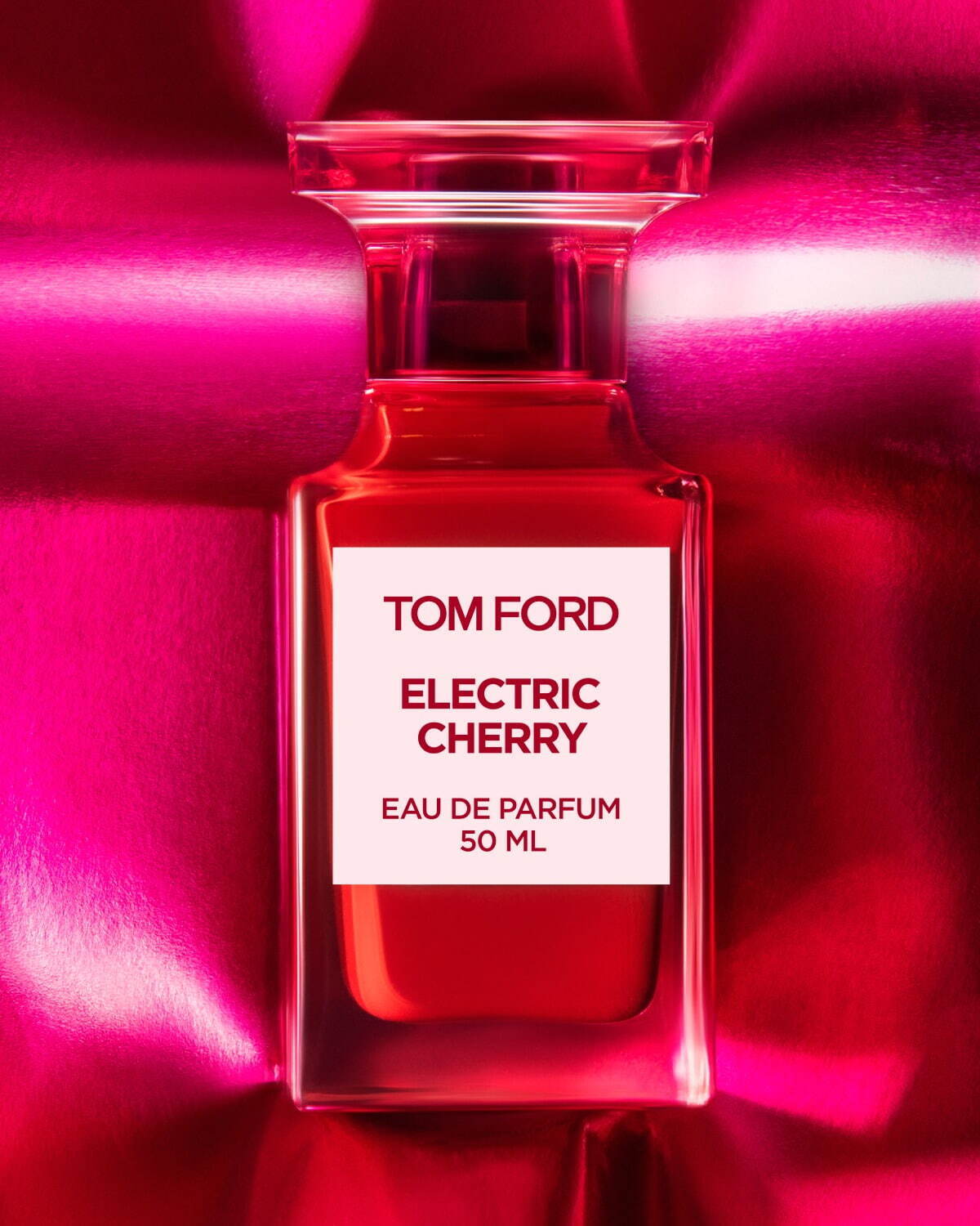 トム フォード ビューティ23年春フレグランス、"チェリーのダークな一面”を表現した香りなど｜写真2