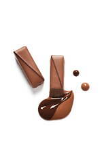 ラ・メゾン・デュ・ショコラのバレンタイン、燃えるようなハートチョコ＆“パリ”イメージの限定ボックス｜写真2