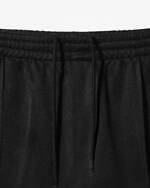 ニードルズ×ノーマ ティーディー、ムラ染め風サイドテープのスタジャン＆トラックパンツ｜写真9