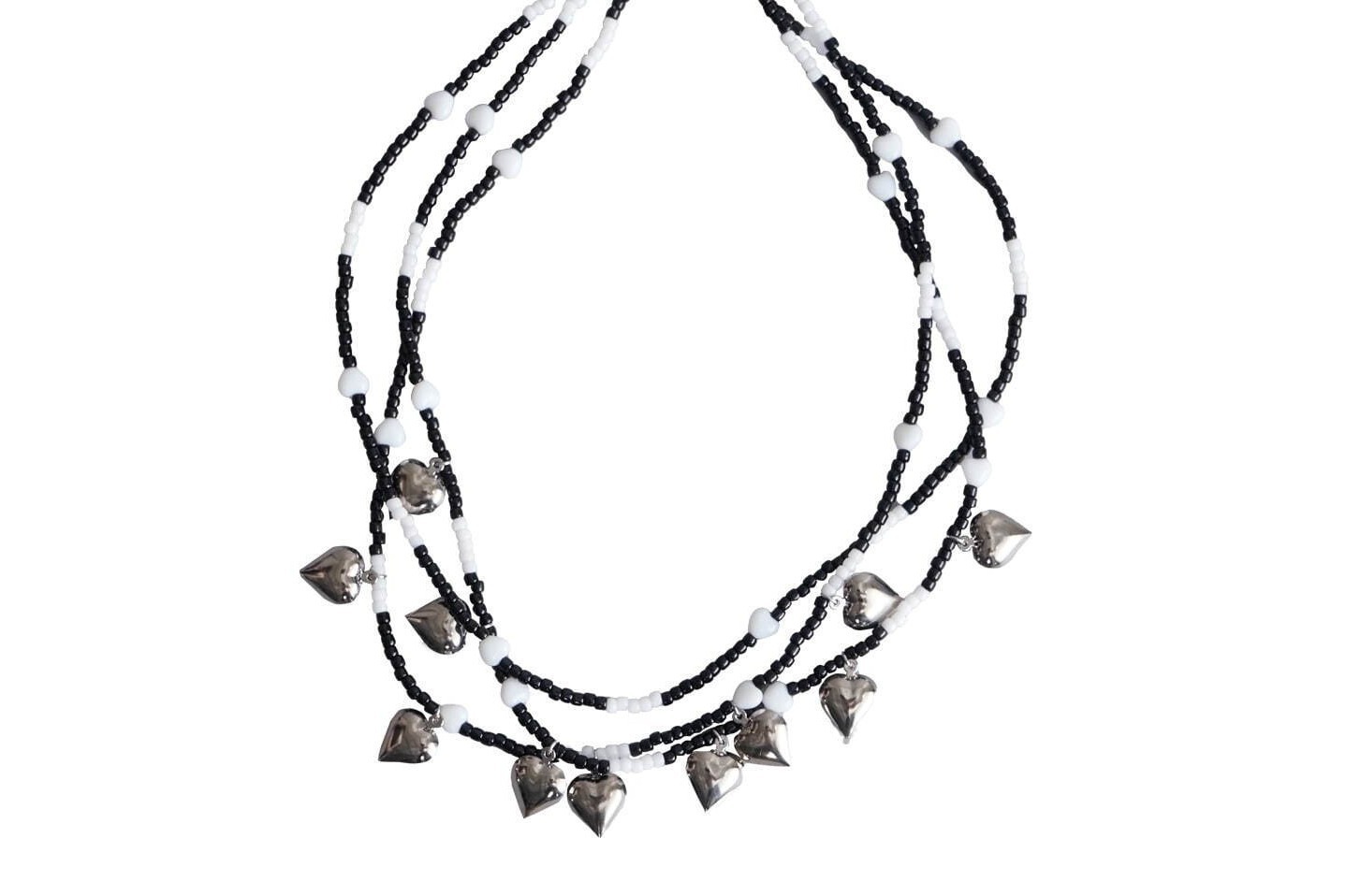 ミュベール23年春夏「ハートモチーフ」のウェア＆アクセサリー、ハートチャームが揺れるネックレス