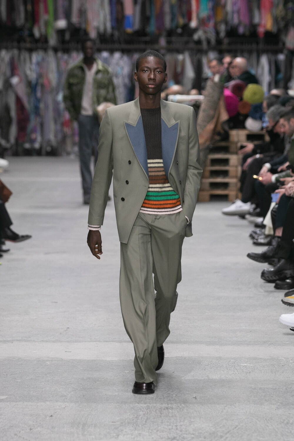 エトロ(ETRO) 2023-24年秋冬メンズコレクション - ファッションプレス
