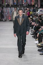 エトロ 23-24年秋冬メンズコレクション - “家庭的な温かみ”を伝統のファブリックにのせて｜写真18