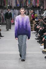 エトロ 23-24年秋冬メンズコレクション - “家庭的な温かみ”を伝統のファブリックにのせて｜写真21