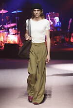 グッチ(GUCCI) 即興｜写真1