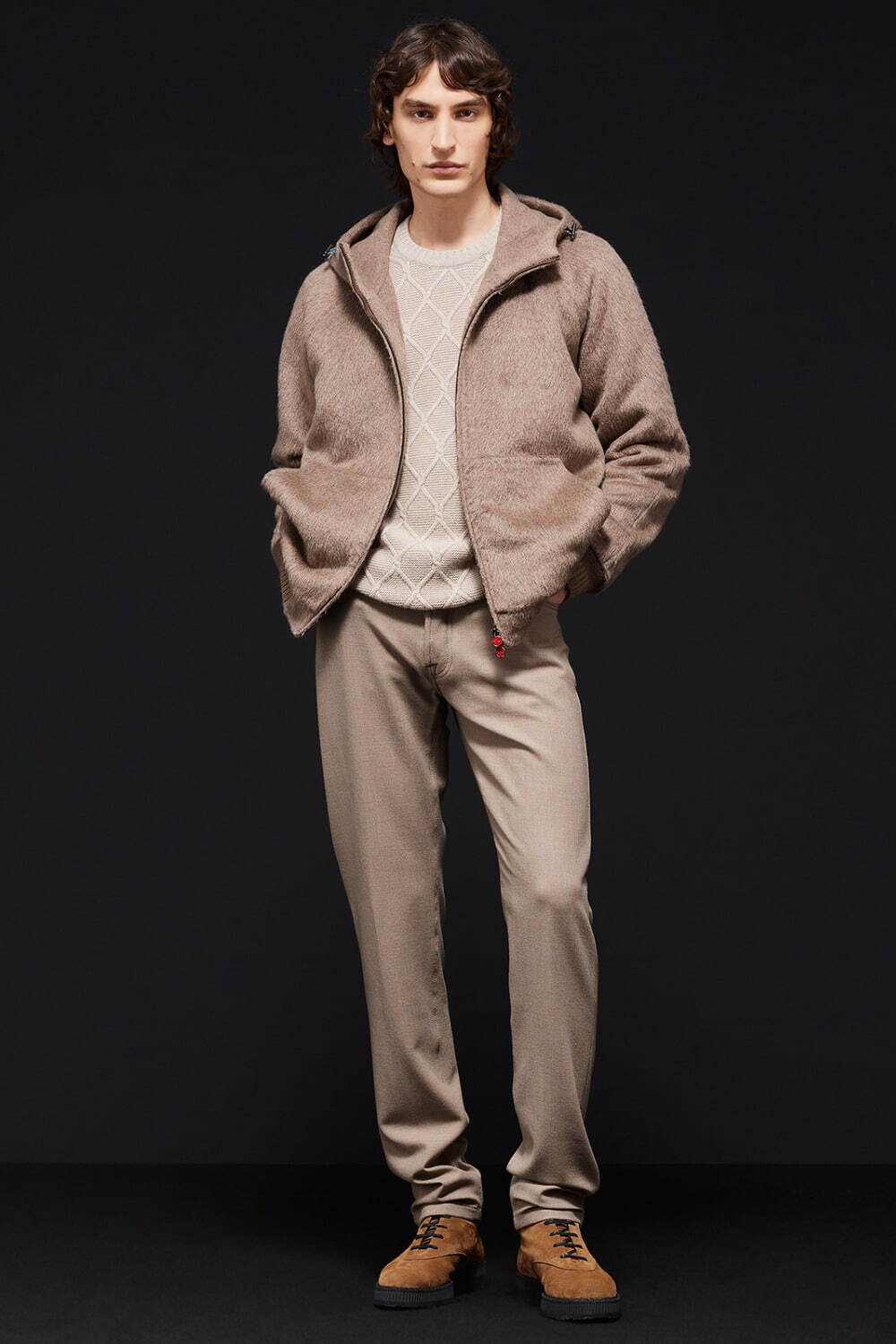 キートン(Kiton) 2023-24年秋冬メンズコレクション - ファッションプレス