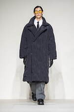 エンポリオ アルマーニ 2023年秋冬メンズコレクション - 上空からの探求、飛行士の冒険心｜写真29