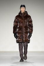 エンポリオ アルマーニ 2023年秋冬メンズコレクション - 上空からの探求、飛行士の冒険心｜写真47