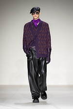 エンポリオ アルマーニ 2023年秋冬メンズコレクション - 上空からの探求、飛行士の冒険心｜写真54