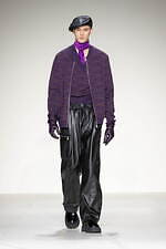 エンポリオ アルマーニ 2023年秋冬メンズコレクション - 上空からの探求、飛行士の冒険心｜写真58