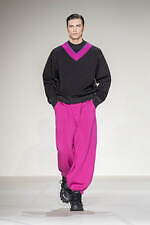 エンポリオ アルマーニ 2023年秋冬メンズコレクション - 上空からの探求、飛行士の冒険心｜写真61