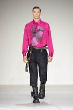 エンポリオ アルマーニ 2023年秋冬メンズコレクション - 上空からの探求、飛行士の冒険心｜写真62