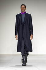 エンポリオ アルマーニ 2023年秋冬メンズコレクション - 上空からの探求、飛行士の冒険心｜写真64