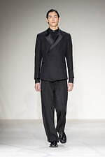 エンポリオ アルマーニ 2023年秋冬メンズコレクション - 上空からの探求、飛行士の冒険心｜写真83