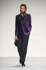 エンポリオ アルマーニ 2023年秋冬メンズコレクション - 上空からの探求、飛行士の冒険心｜写真100