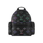 ハイブランド「メンズバッグ」小さめバッグからおしゃれ通勤バッグまで、2023年春夏新作鞄をチェック｜写真16