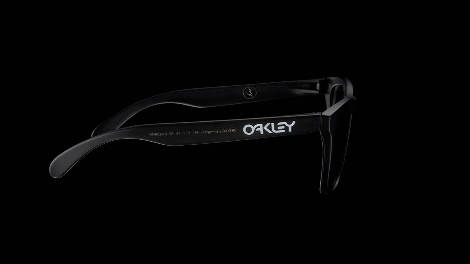 フラグメント デザイン(fragment design), オークリー(OAKLEY) フロッグスキン｜写真3