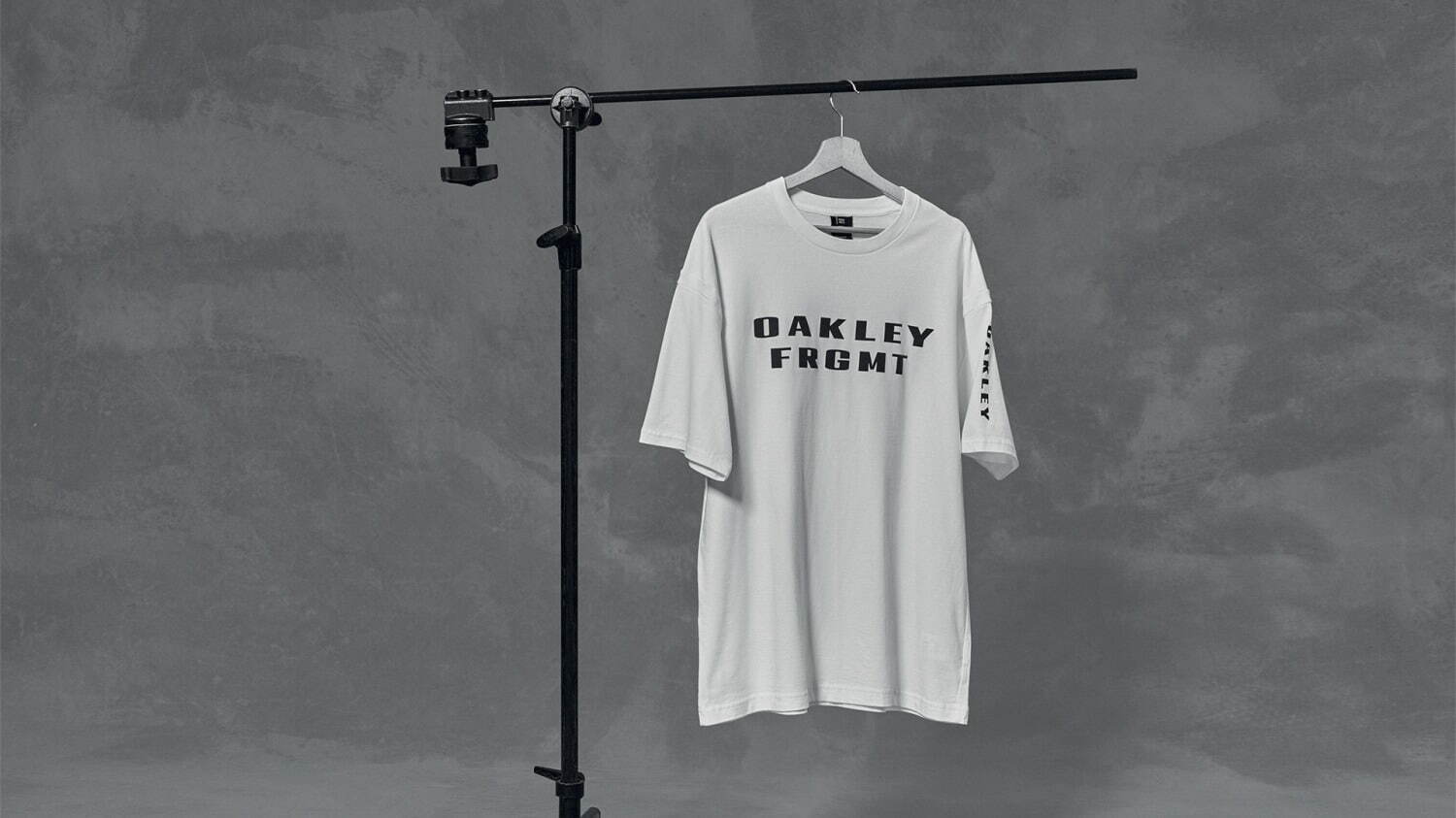 フラグメント デザイン(fragment design), オークリー(OAKLEY) フロッグスキン｜写真9