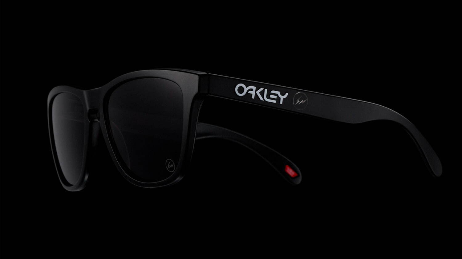 フラグメント デザイン(fragment design), オークリー(OAKLEY) フロッグスキン｜写真2