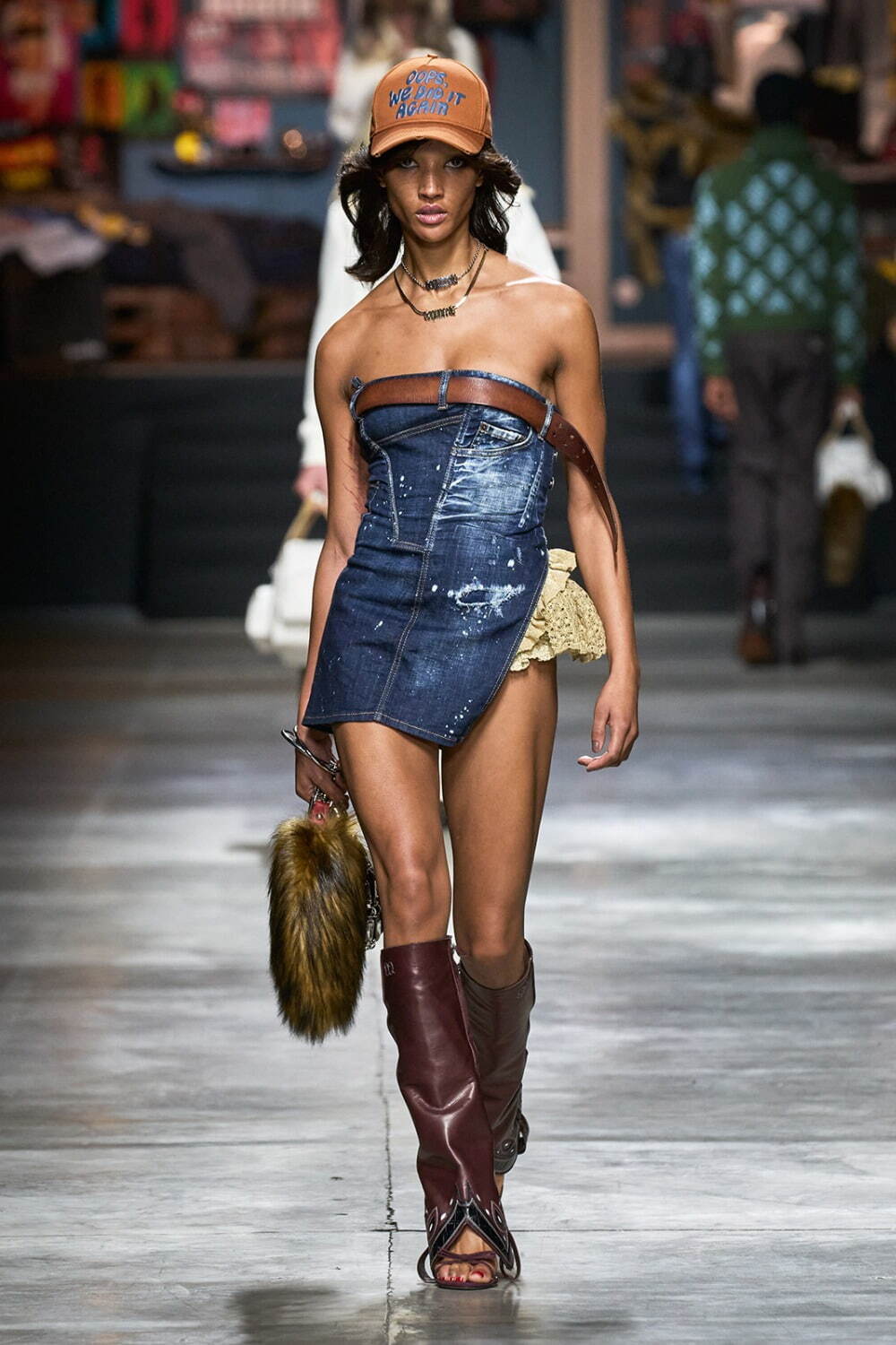 ディースクエアード(DSQUARED2) 2023-24年秋冬ウィメンズ&メンズコレクション  - 写真35