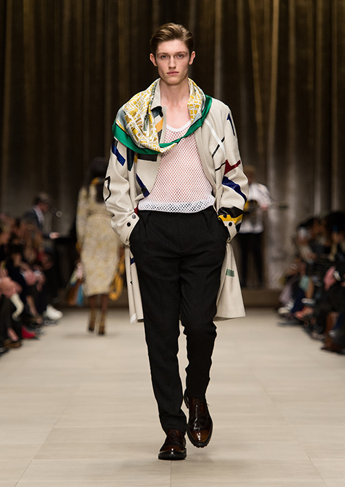 バーバリープローサム(Burberry Prorsum) 2014-15年秋冬ウィメンズコレクション  - 写真16