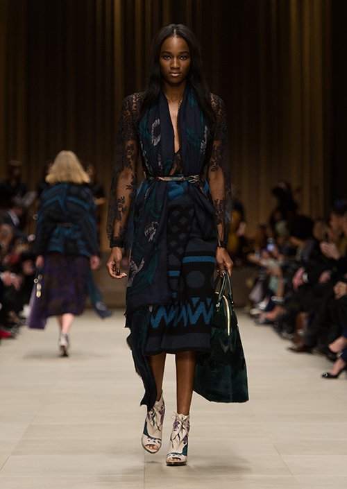 バーバリープローサム(Burberry Prorsum) 2014-15年秋冬ウィメンズコレクション  - 写真36