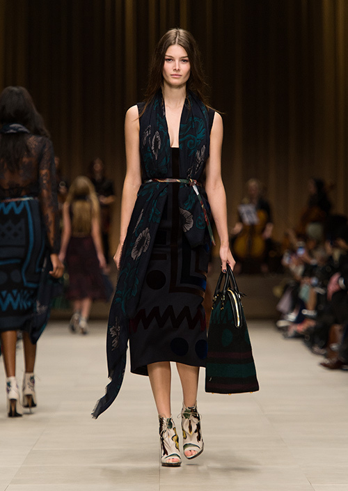 バーバリープローサム(Burberry Prorsum) 2014-15年秋冬ウィメンズコレクション  - 写真38