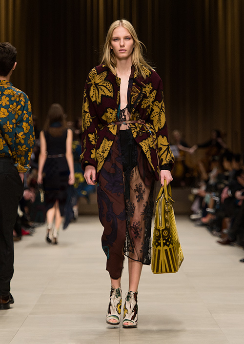 バーバリープローサム(Burberry Prorsum) 2014-15年秋冬ウィメンズコレクション  - 写真40