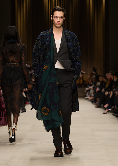 バーバリープローサム(Burberry Prorsum) 2014-15年秋冬ウィメンズコレクション  - 写真44