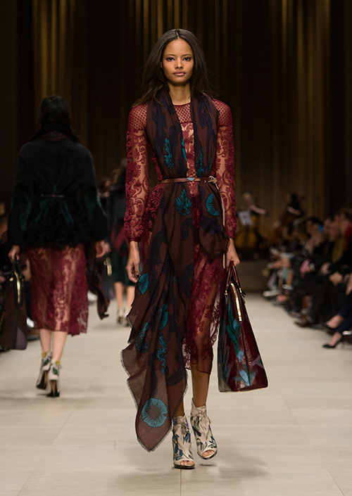 バーバリープローサム(Burberry Prorsum) 2014-15年秋冬ウィメンズコレクション  - 写真49