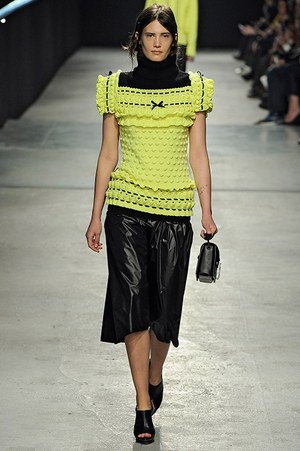 クリストファー ケイン(Christopher Kane) 2014-15年秋冬メンズコレクション  - 写真19