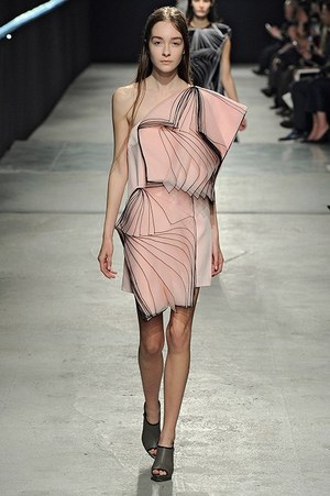 クリストファー ケイン(Christopher Kane) 2014-15年秋冬メンズコレクション  - 写真53