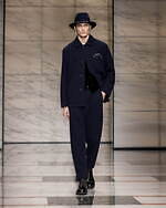 ジョルジオ アルマーニ 2023年秋冬メンズコレクション - 灰色に濡れる温かさ｜写真51