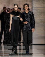 ジョルジオ アルマーニ 2023年秋冬メンズコレクション - 灰色に濡れる温かさ｜写真77